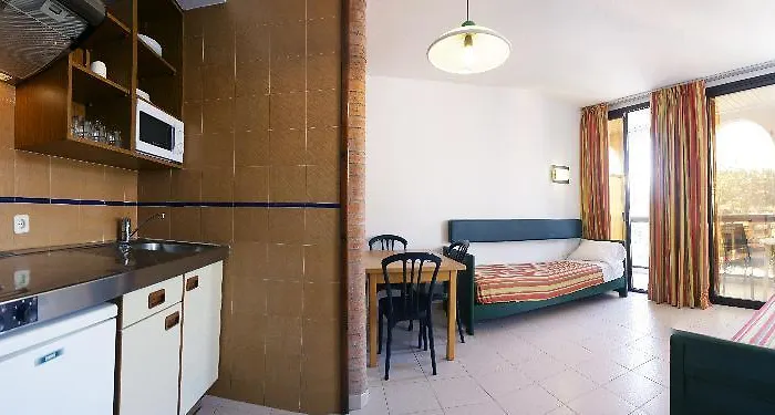 Rosanna Apartment *