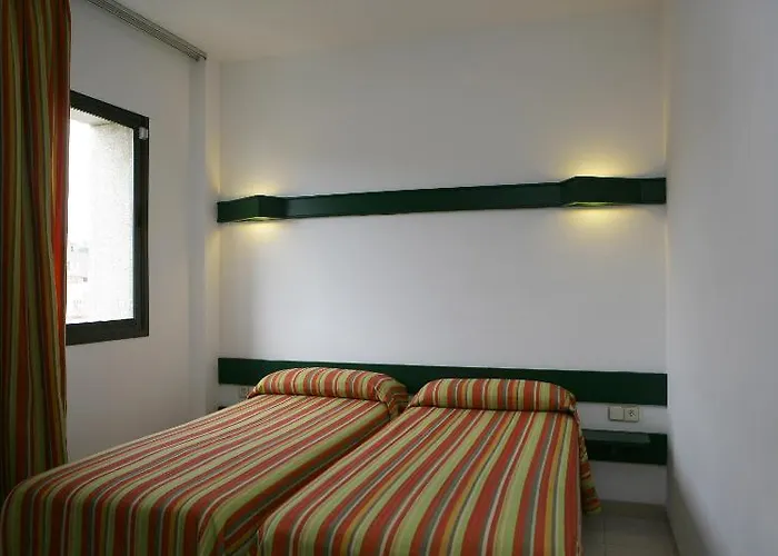 Rosanna Apartment