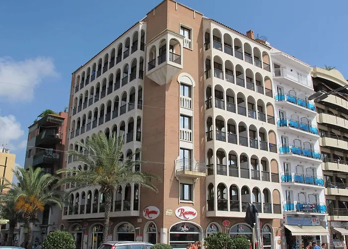 Rosanna Apartment